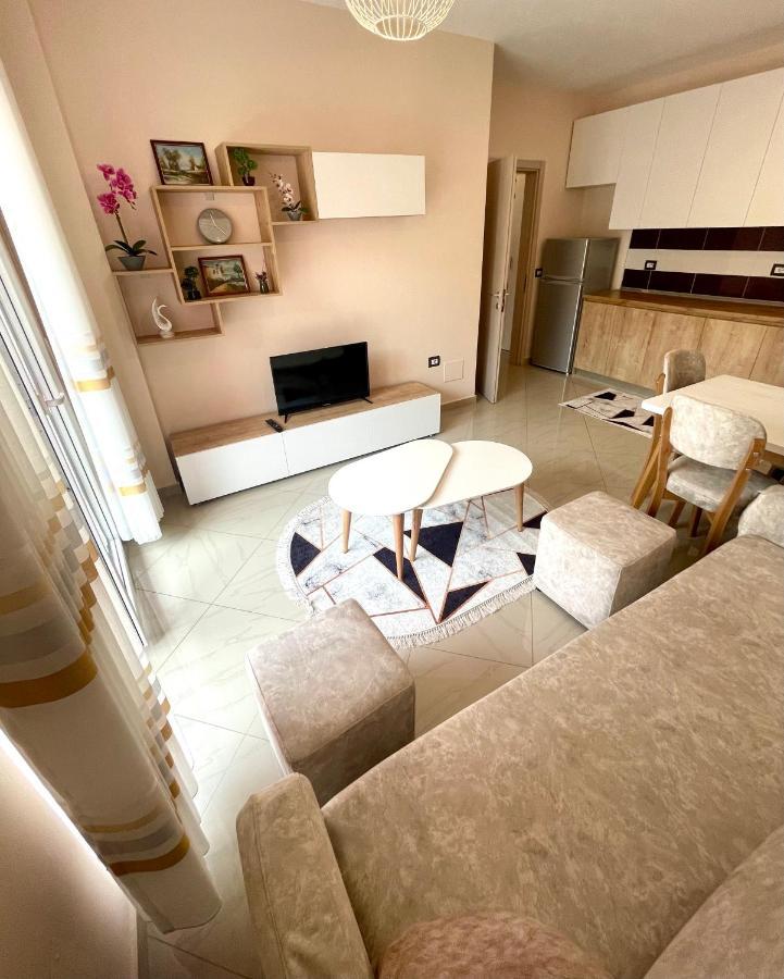 Modern & Cozy Apartment Tirana Exteriör bild